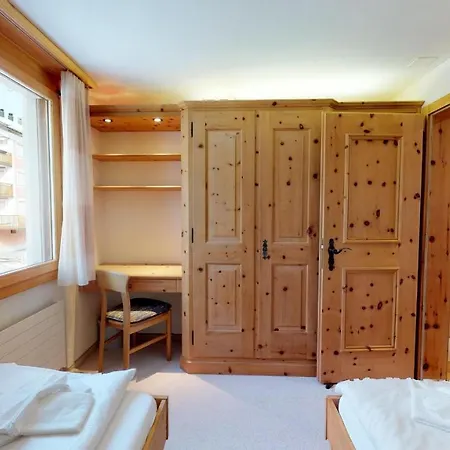 Pizzet A6 Apartment *